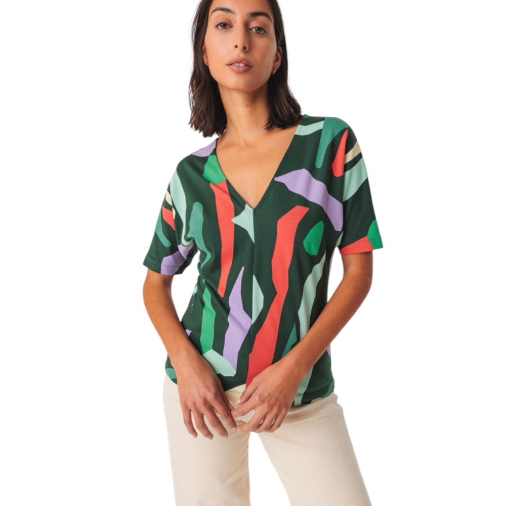 SKFK Alode Top Baserrretxea Abstract Print V Neck Batwing Organic Cotton NWT